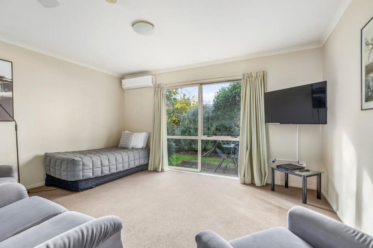Bk'S Chardonnay Motor Lodge Masterton Extérieur photo
